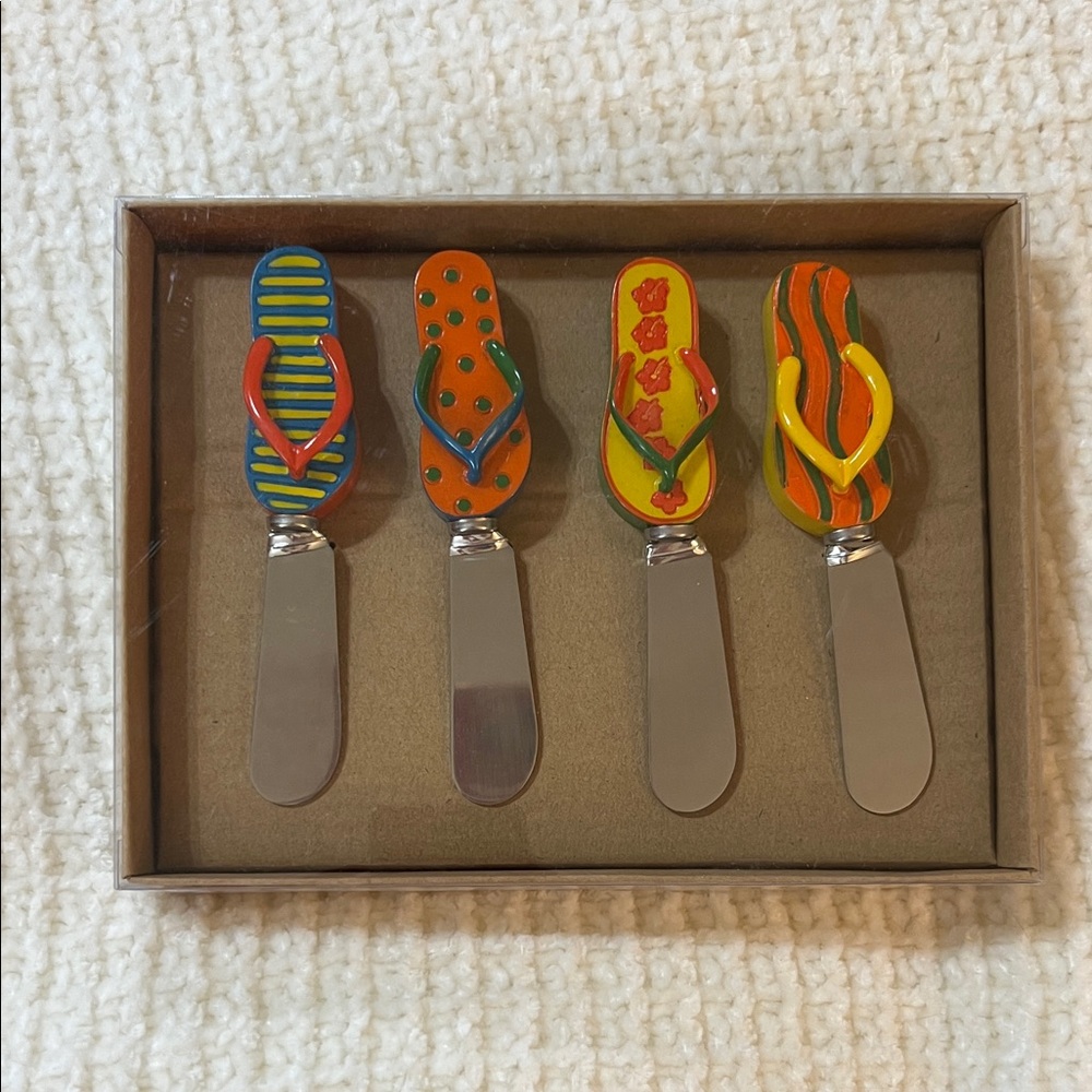 Colorful Flip-Flop Cheese Spreaders Set